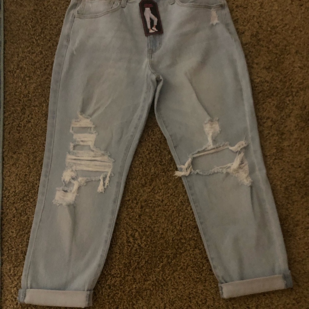 No Boundaries Light Blue Distressed Jeans NWT